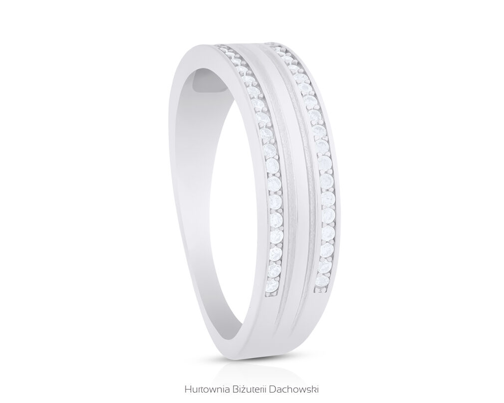 Pierścionek srebrny z cyrkoniami pr.925